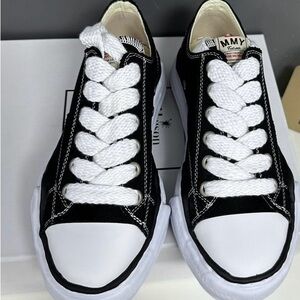 Maison Mihara OG Sole Canvas